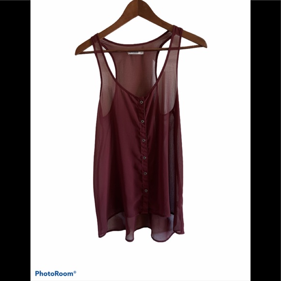 3/$30 Garage sheer button up burgundy tank top